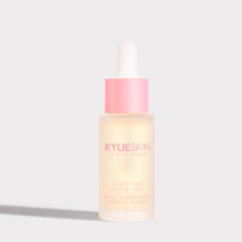 clarifying facial oil
